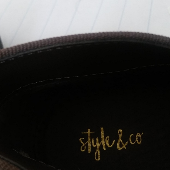 Booties - Picture 4 of 4